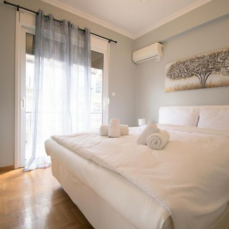 Central Cozy Flat ! Daire Atina Dış mekan fotoğraf