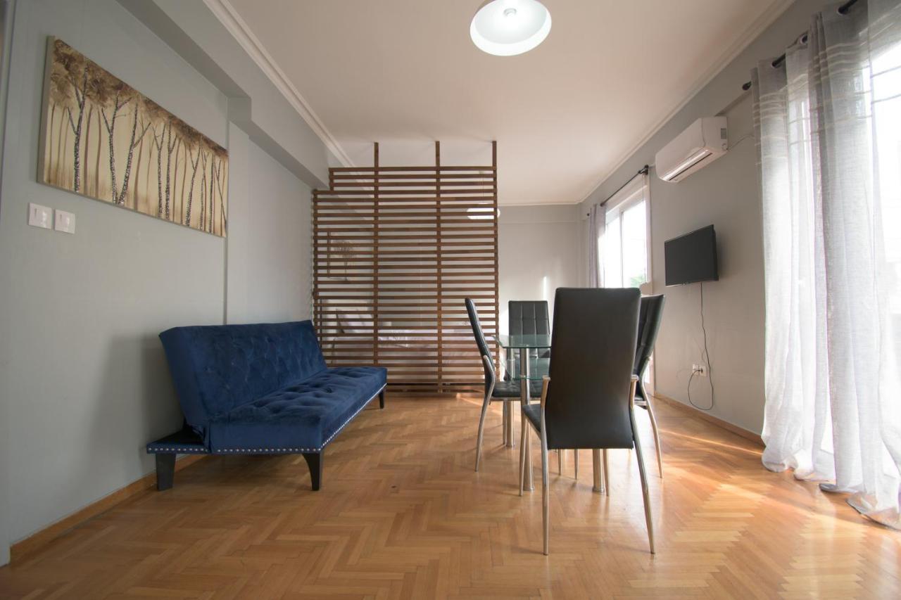 Central Cozy Flat ! Daire Atina Dış mekan fotoğraf