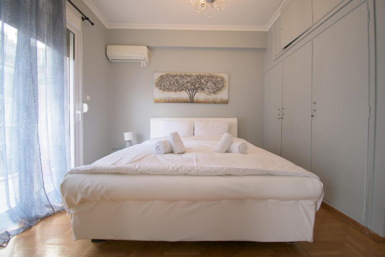 Central Cozy Flat ! Daire Atina Dış mekan fotoğraf