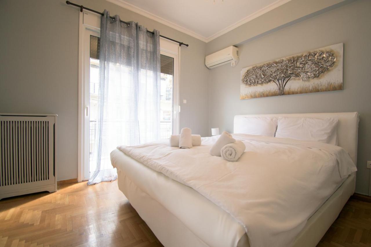 Central Cozy Flat ! Daire Atina Dış mekan fotoğraf