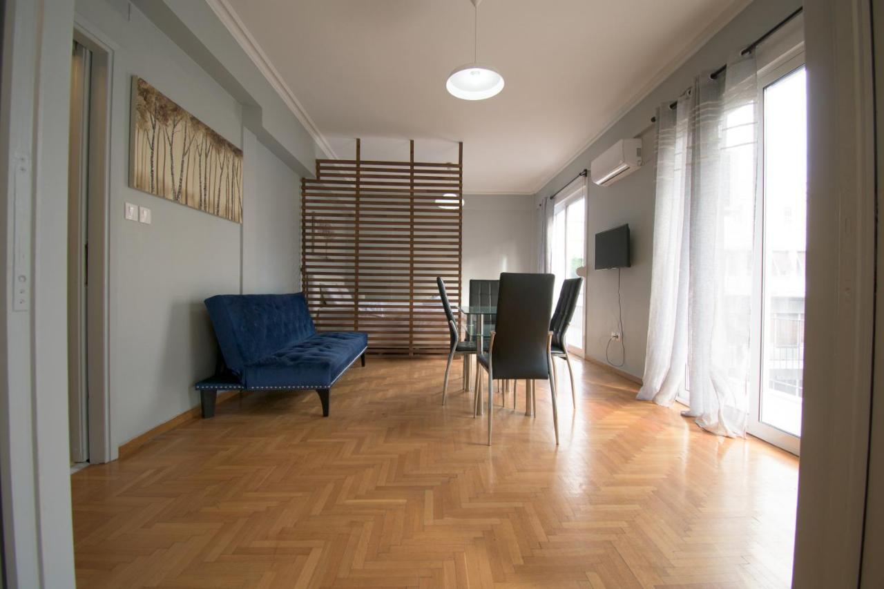 Central Cozy Flat ! Daire Atina Dış mekan fotoğraf