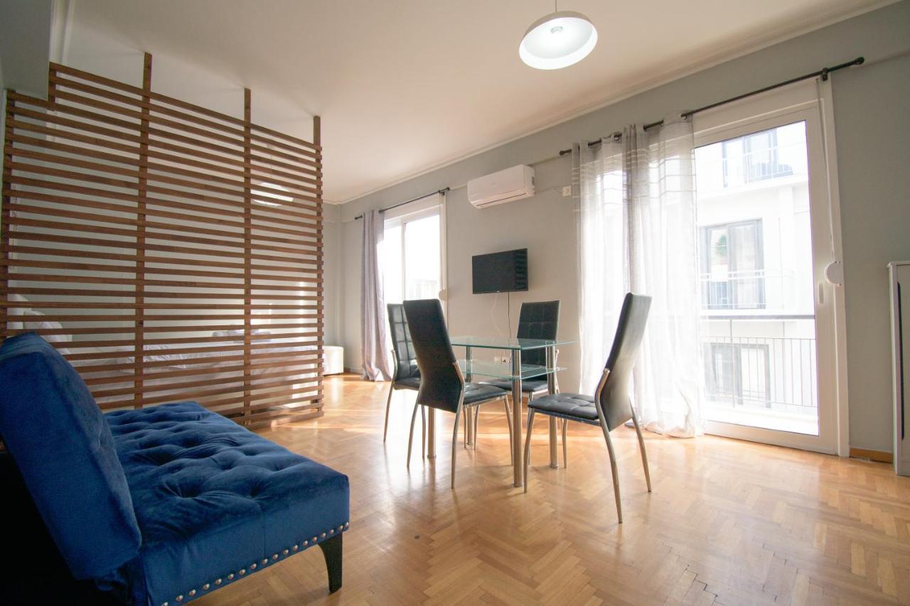 Central Cozy Flat ! Daire Atina Dış mekan fotoğraf